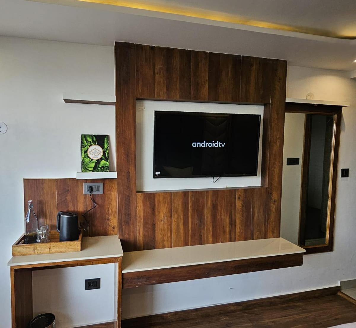 Mountain Zest- Simla Royale Near Mall Road Free Pickup From Railway Station Simla Eksteriør bilde